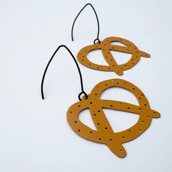 DENZ & CO- Midi Pretzel Earrings in Brown- DANGLE EARRINGS