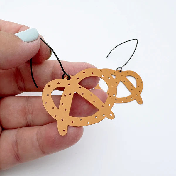 DENZ & CO- Midi Pretzel Earrings in Brown- DANGLE EARRINGS