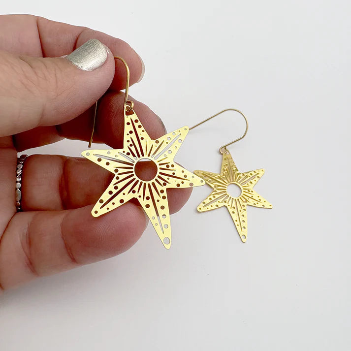 DENZ & CO- Midi Christmas Star earrings in Gold - DANGLE EARRINGS