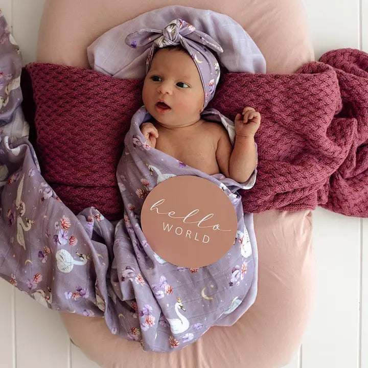 SNUGGLE HUNNY Swan Lake Muslin Wrap