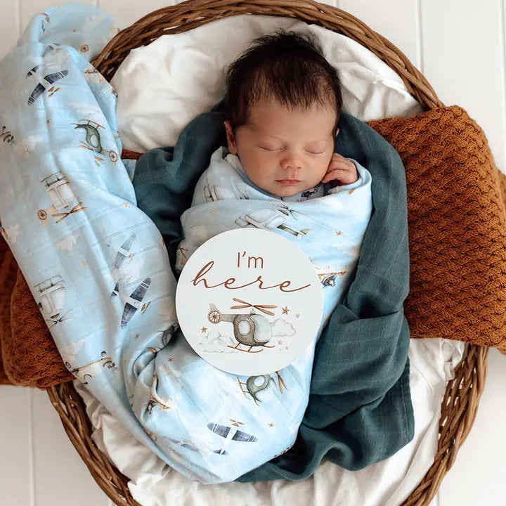SNUGGLE HUNNY Taking Flight Organic Muslin Wrap