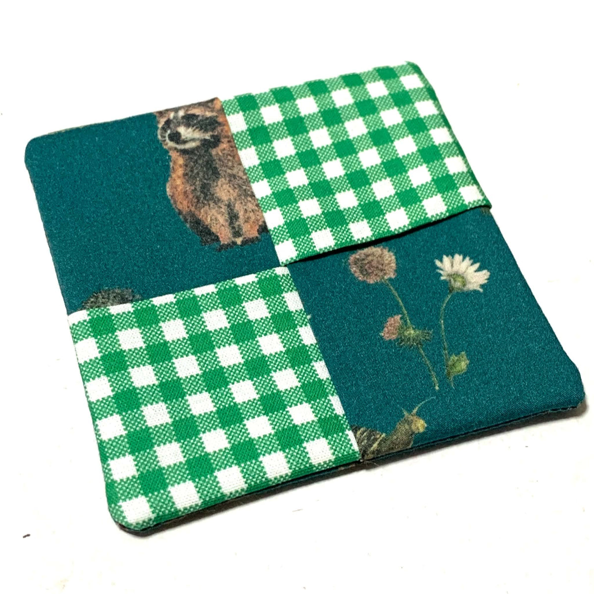 MUMMA WHOOPEE- SINGLE CHRISTMAS WINE GLASS SLIPPER/COASTERS- Woodland and Green Gingham