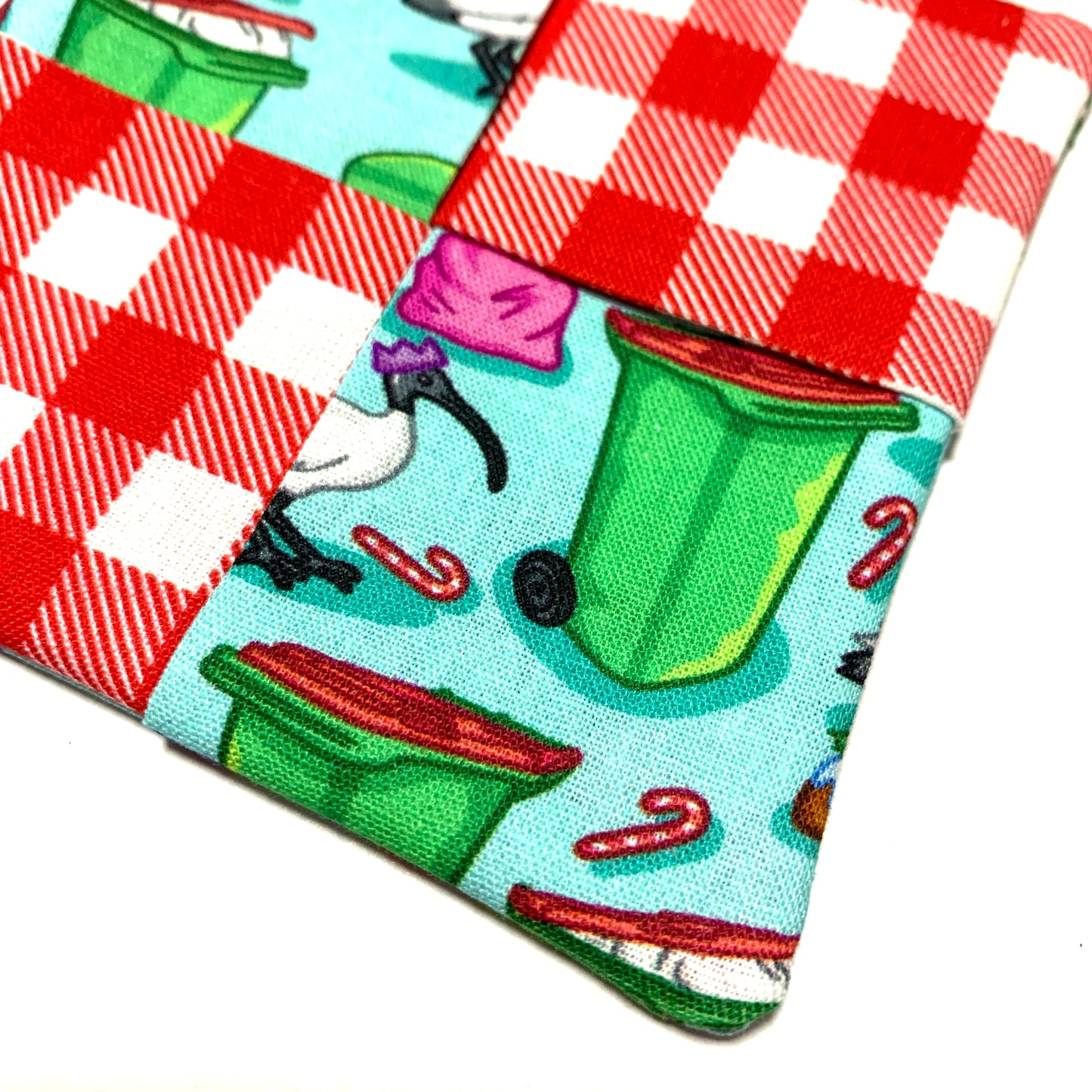 MUMMA WHOOPEE- SINGLE CHRISTMAS WINE GLASS SLIPPER/COASTERS- Bin Chicken & Gingham