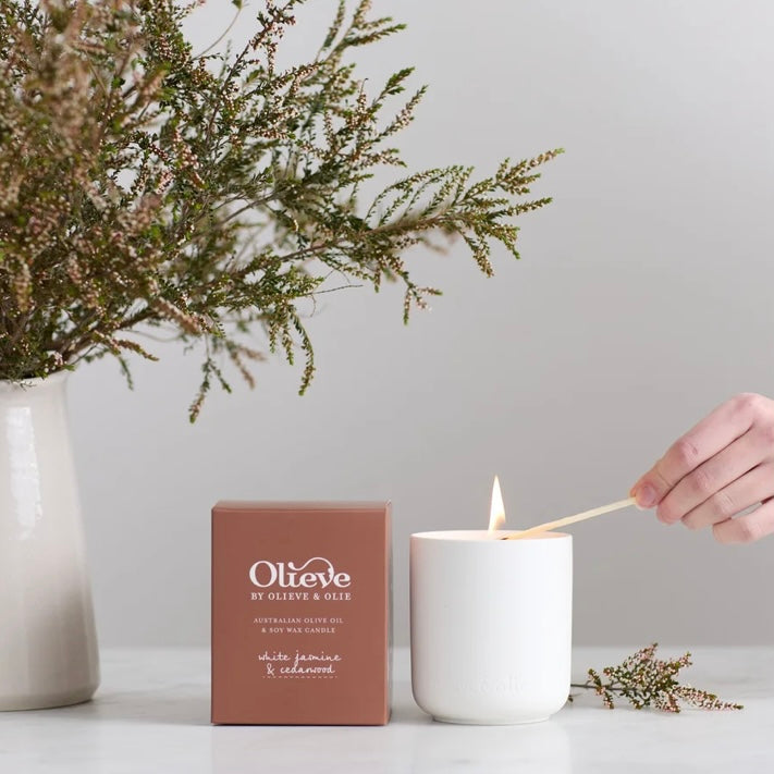 OLIEVE AND OLIE- White Jasmine & Cedarwood- Ceramic Candle