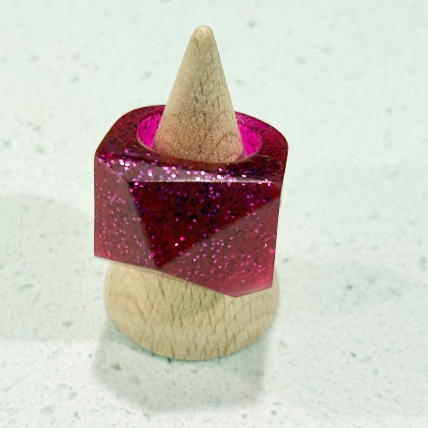 RAY BY DESIGN - Resin Ring Pink Geo