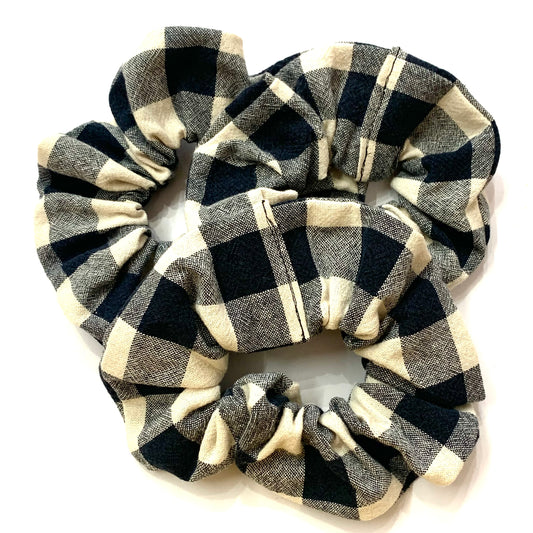 MAKIN' WHOOPEE - JUMBO "Black Check" SCRUNCHIES