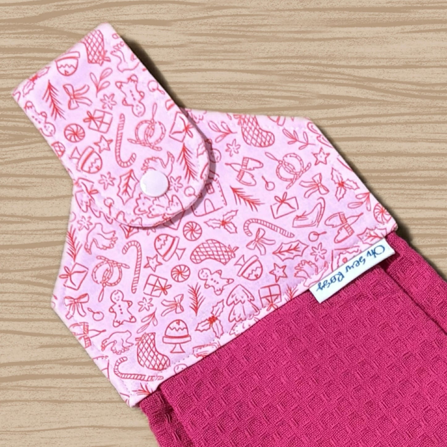 OH SEW ROSY: Hanging Towels -Christmas Pinks