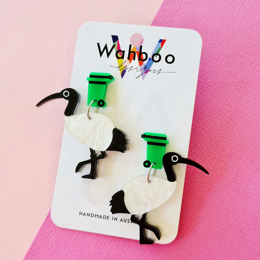 WAHBOO- Bin Chicken Stud Dangle Earrings