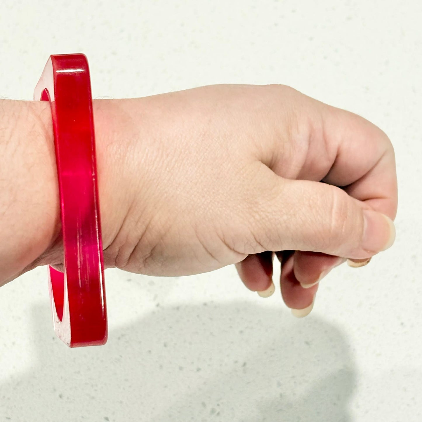 RAY BY DESIGN - Resin Bangle Pink Square