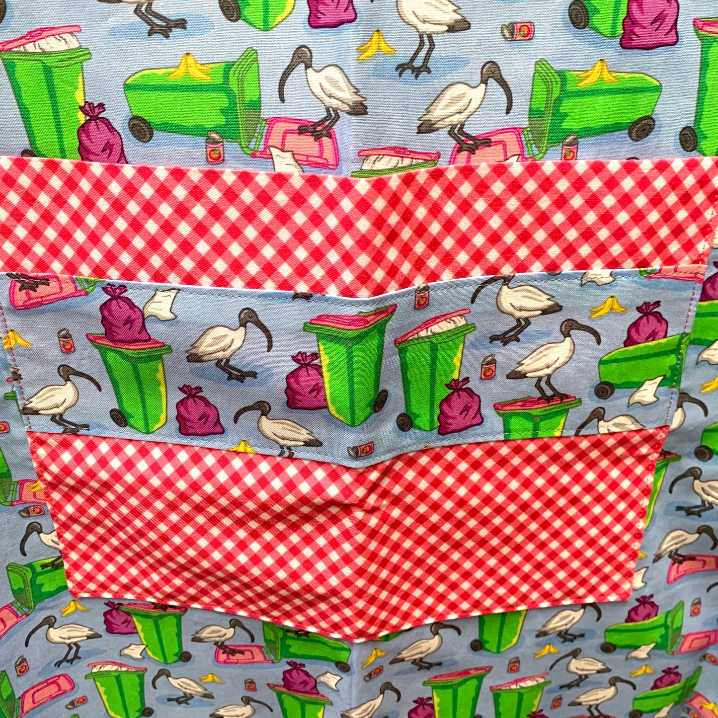MUMMA WHOOPEE- "Bin Chicken" APRON- Laura Wayne Fabric