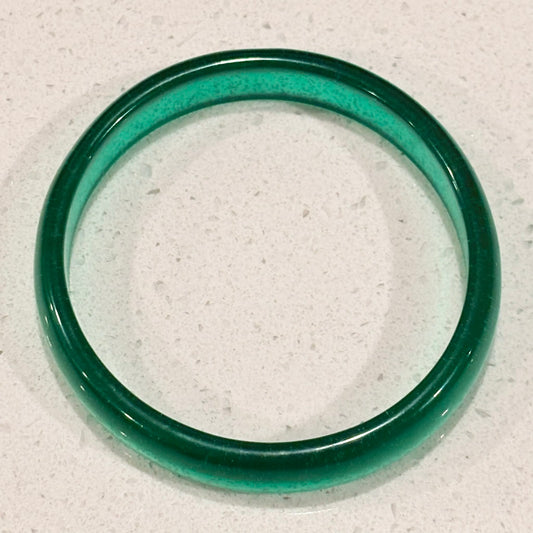 RAY BY DESIGN - Resin Bangle Green Glitter Round