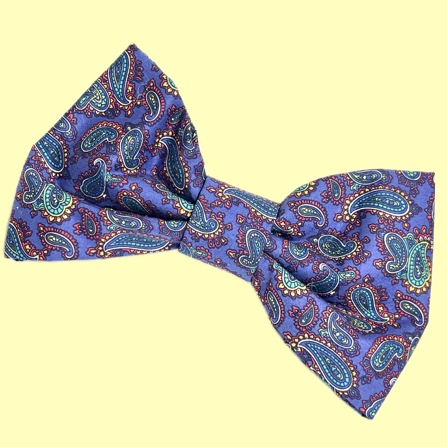 BEAUS AND BANDITS - DOGGY BOW TIE - PAISLEY - LARGE