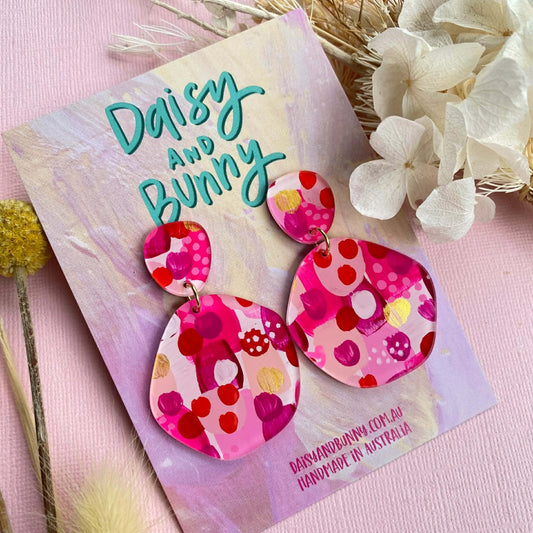 DAISY AND BUNNY - OLIVIA DANGLES - PINK AND RED 1