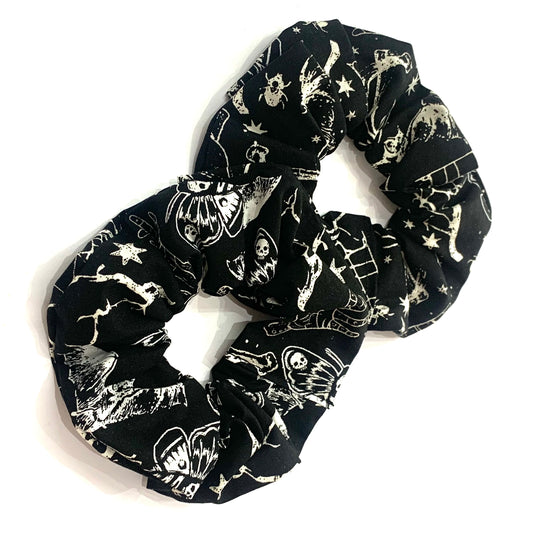 MAKIN' WHOOPEE - "Black Magic" Halloween Jumbo Scrunchies