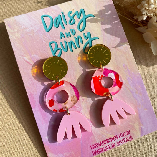 DAISY AND BUNNY - NELLIE DANGLES - PINK AND RED