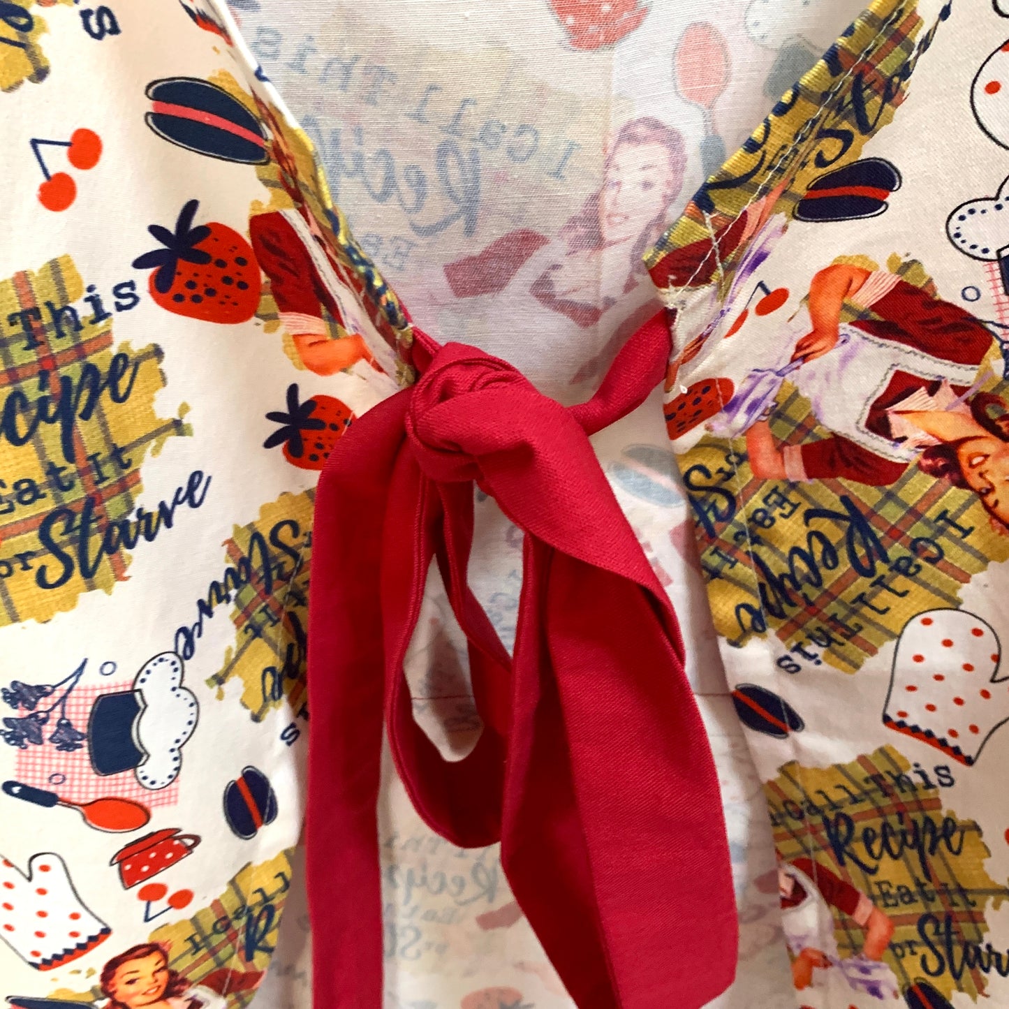 MUMMA WHOOPEE - "Eat it or Starve" FABRIC APRON