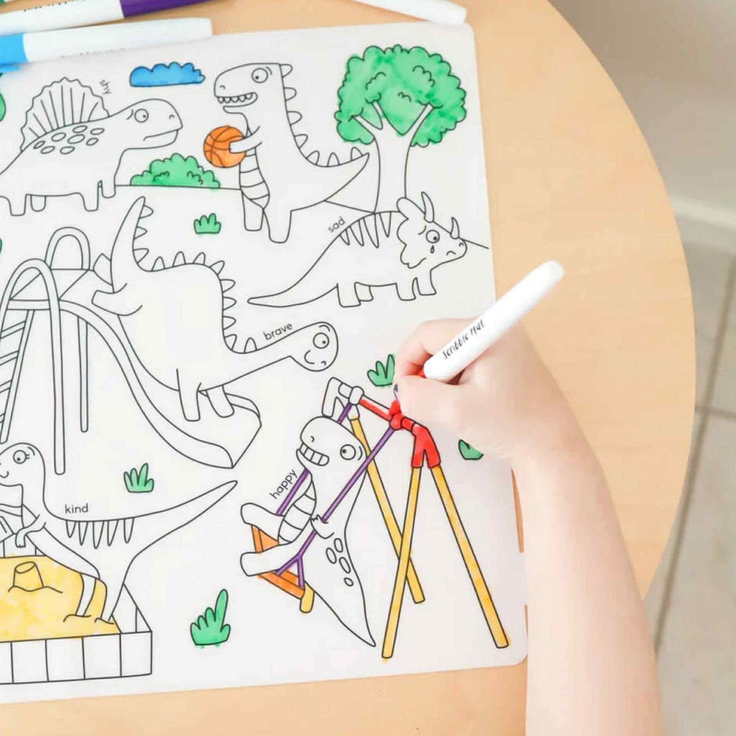 SCRIBBLE MAT- ORIGINAL- Dino Motions Reusable Scribble Mat- 6 Pens