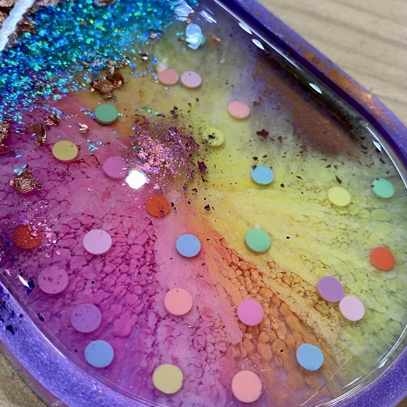 WATSON THE PUMPKIN - Oval Tray - Lunar Colour bomb Confetti with Lilac Rim