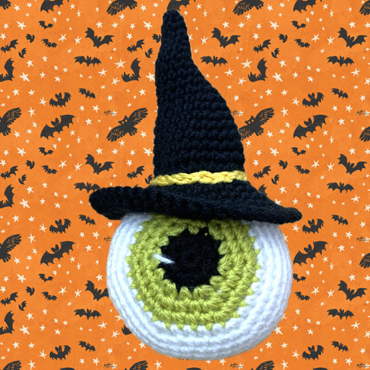 BEAKNITS- "GREEN EYEBALL"- CROCHETED HALLOWEEN TOY/DECORATION