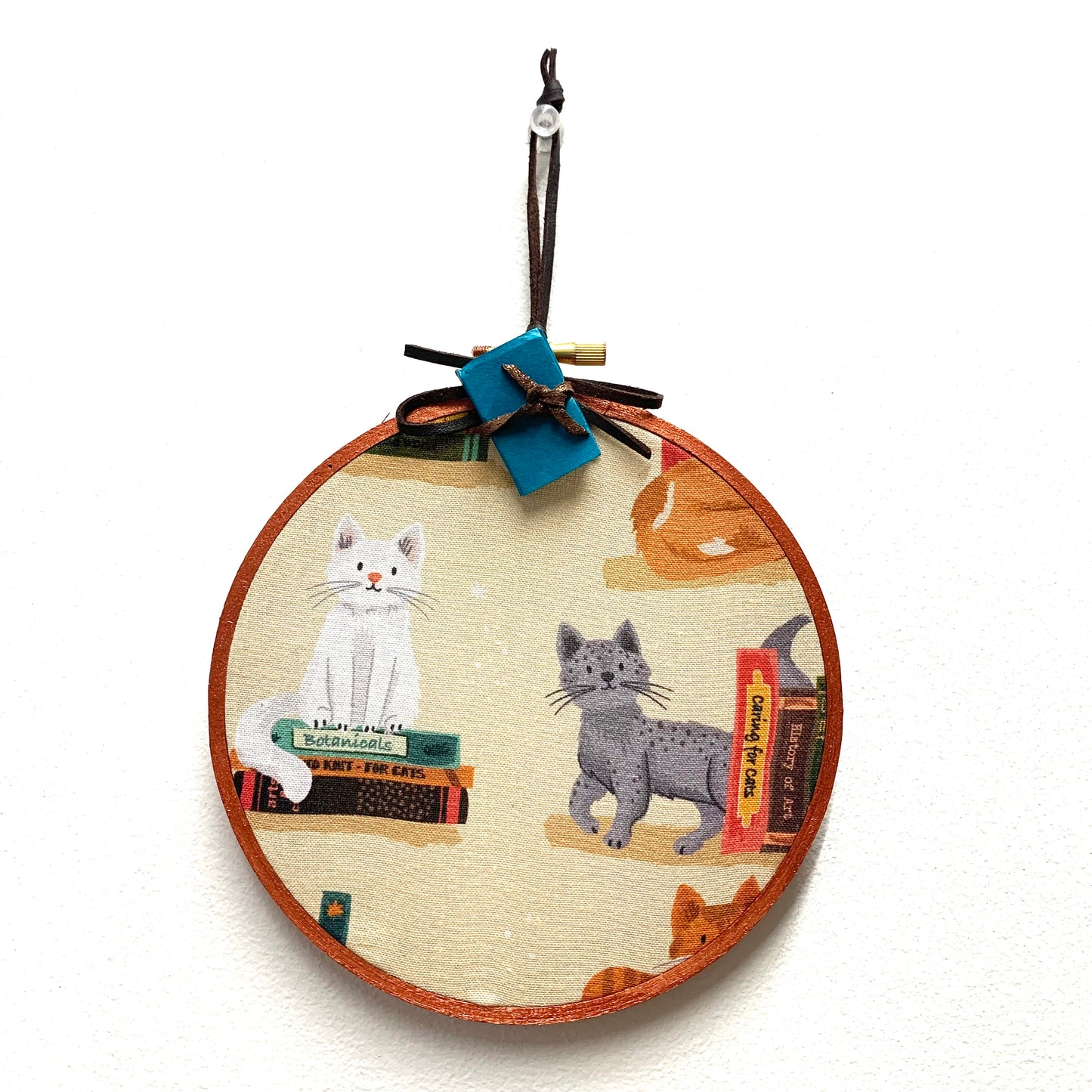 MAKIN WHOOPEE- "Literary Kitties"- Large Embroidery Hoop Decoration