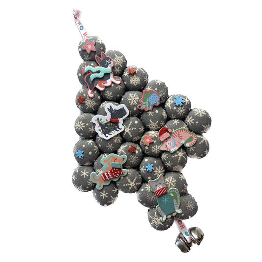 MAKIN' WHOOPEE- “Festive Cats & Dogs”- Small Bottle Top Christmas Tree Wall Hanging