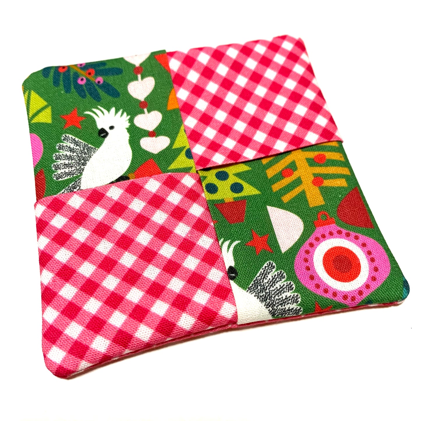 MUMMA WHOOPEE- SINGLE CHRISTMAS WINE GLASS SLIPPER/COASTERS- Green Australiana & Gingham