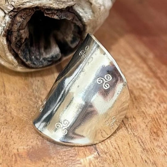 MOLLY MADE- Saddle Spoon Ring #13- Triskele