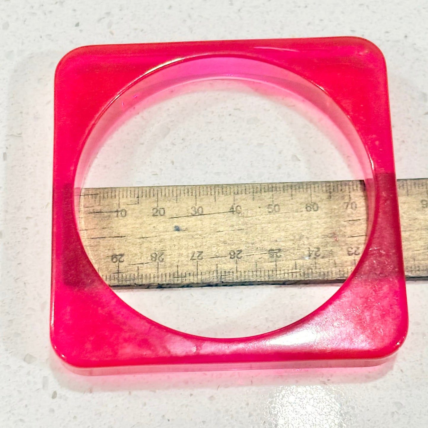 RAY BY DESIGN - Resin Bangle Pink Square