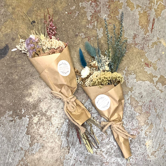 TWO MOONS - Preserved Flower Mini Posies