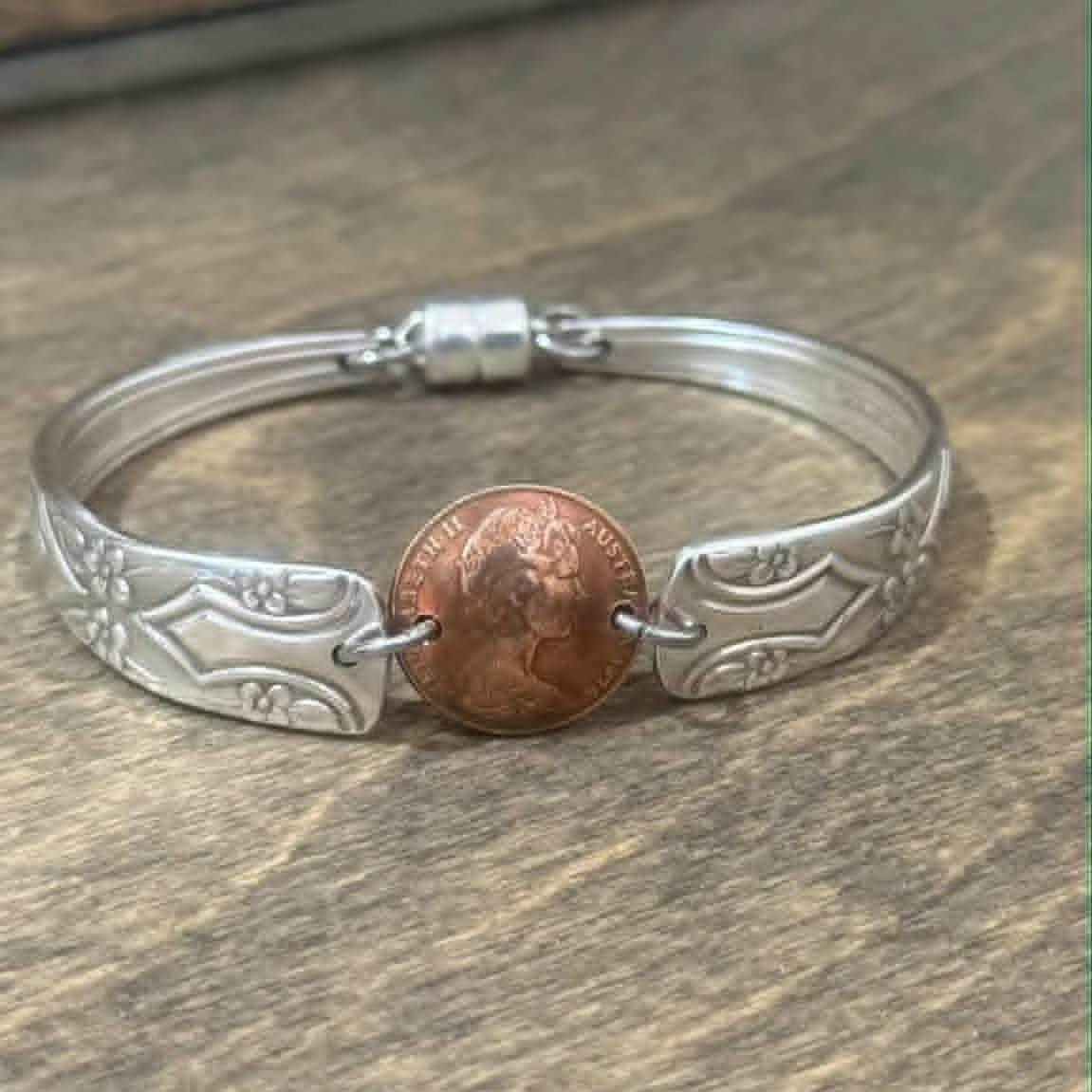 MOLLY MADE- 'Gretel' Silverware Handle Bracelet