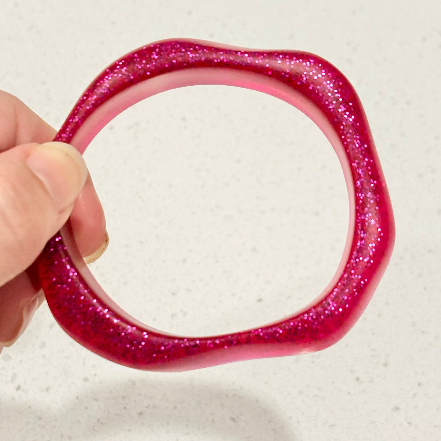 RAY BY DESIGN - Resin Bangle Pink Glitter
