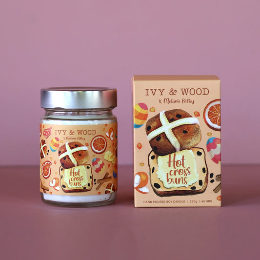 IVY & WOOD - "Hot Cross Buns" Limited Edition Easter Candle