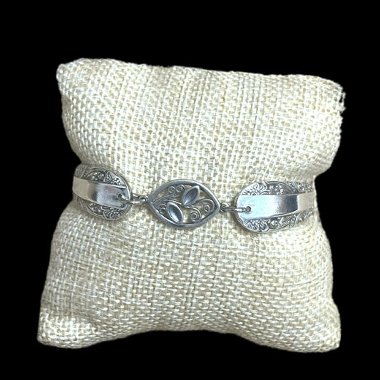 MOLLY MADE- 1950s Nemesia Silverware Bracelet