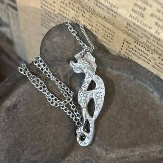MOLLY MADE- "Seahorse" Pendant Necklace