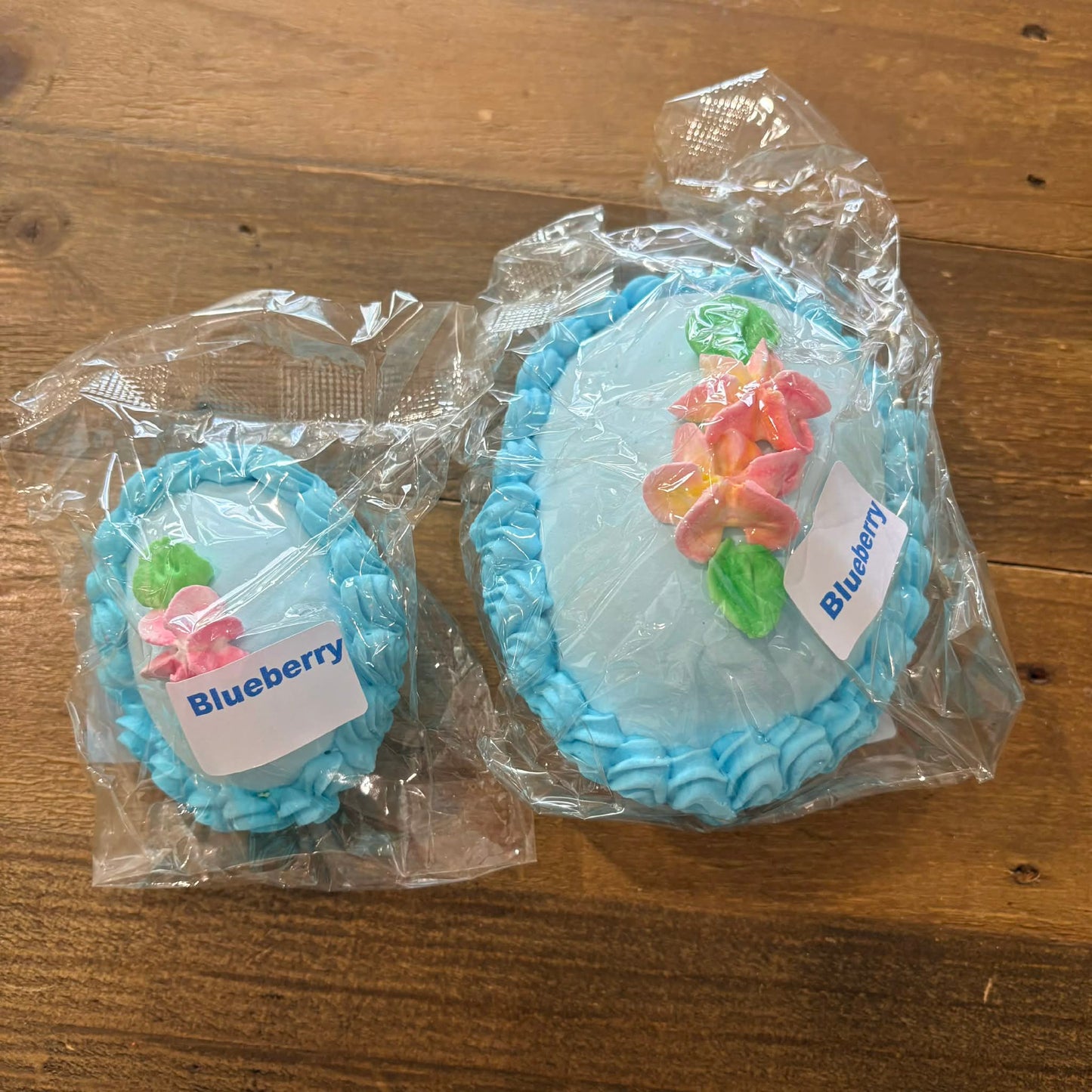 SANDY'S CANDY - BLUEBERRY - HANDMADE CANDY EASTER EGG 130G