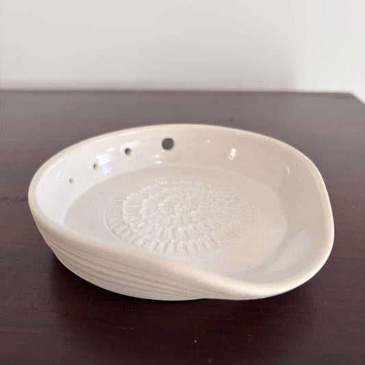 POTTERESS BY ALICIA - Spoon Rest - Ginger/Garlic Grater #2