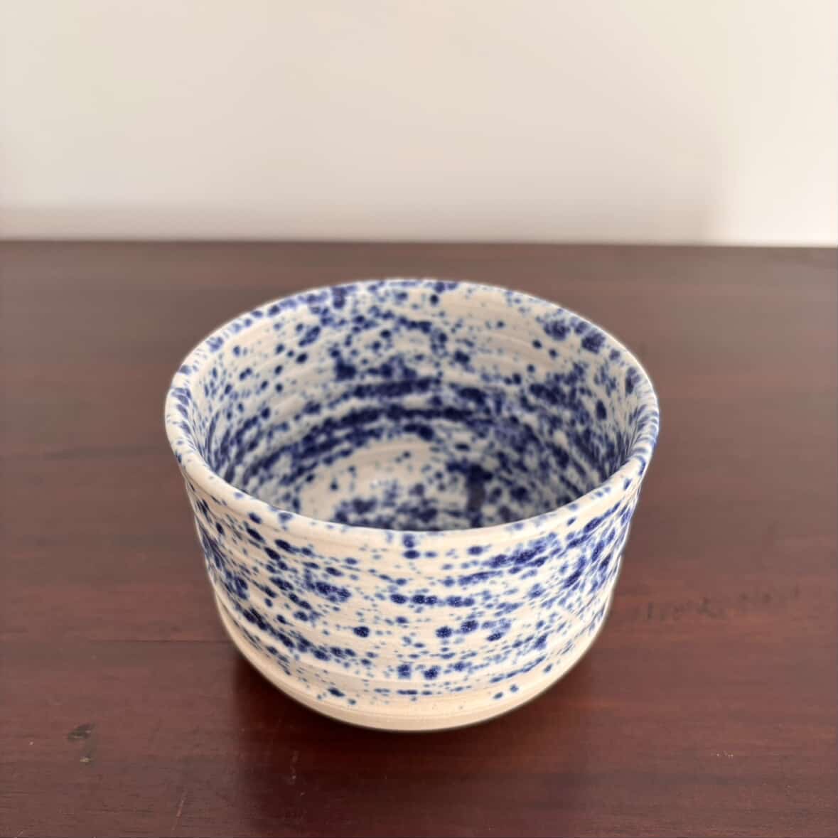 POTTERESS BY ALICIA - Wobbly Cup White Clay Blue Speckled #2