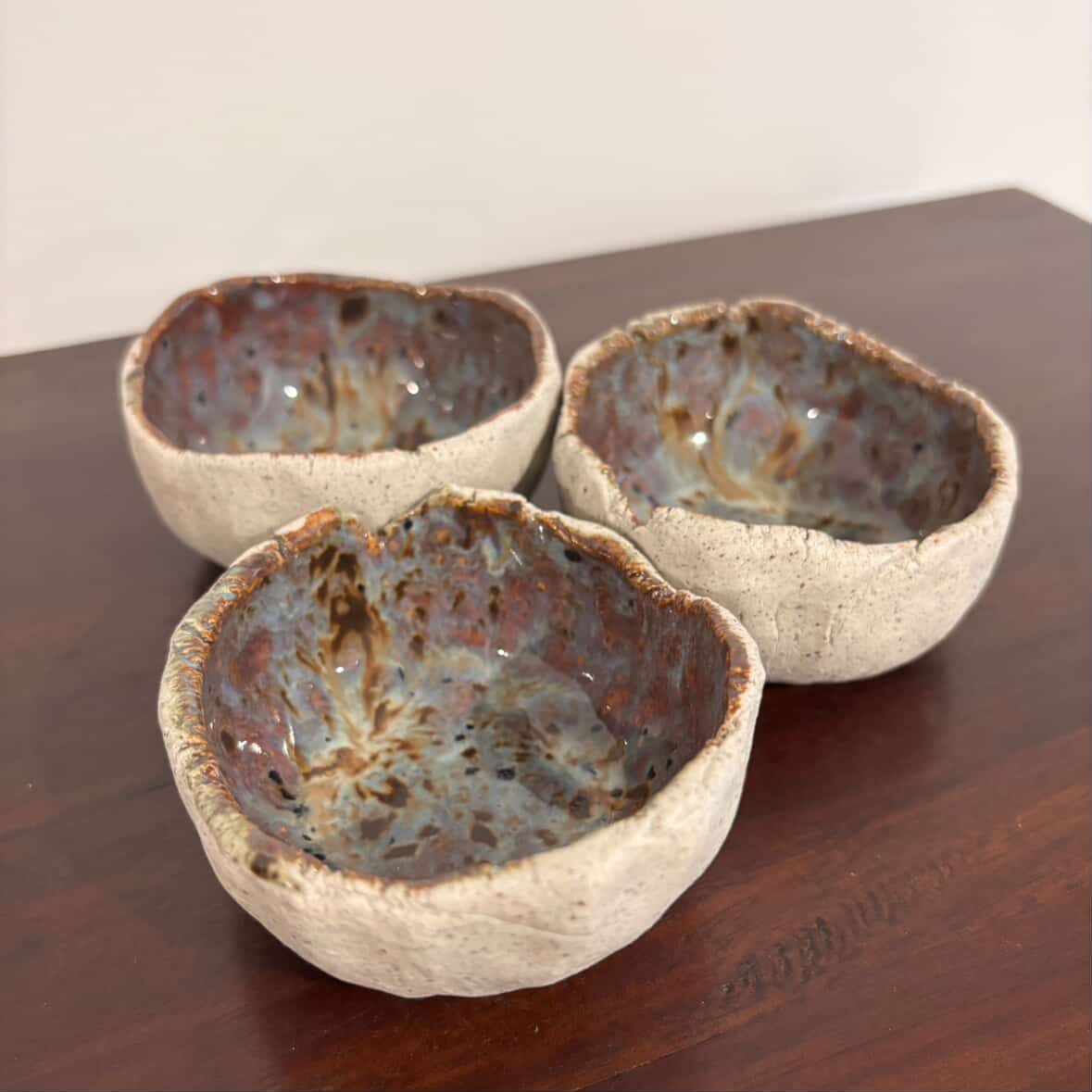 POTTERESS BY ALICIA - Small Bowl Sets- Merlot/Blue Glaze, Brown Flecks
