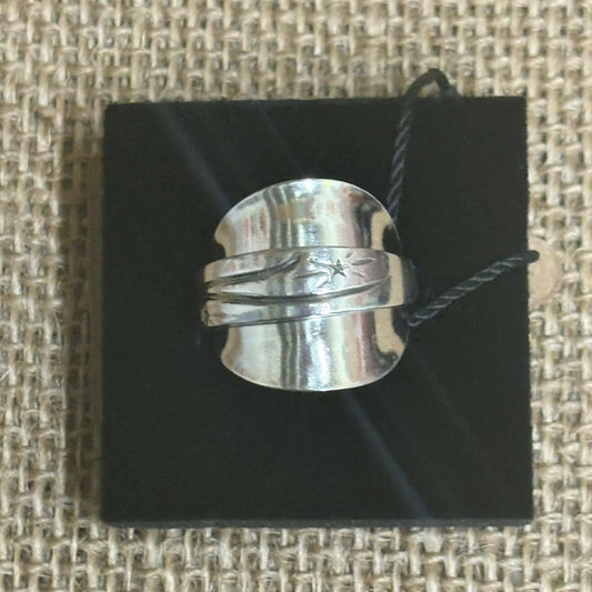 MOLLY MADE - 'Stardust' Vintage Saddle Ring