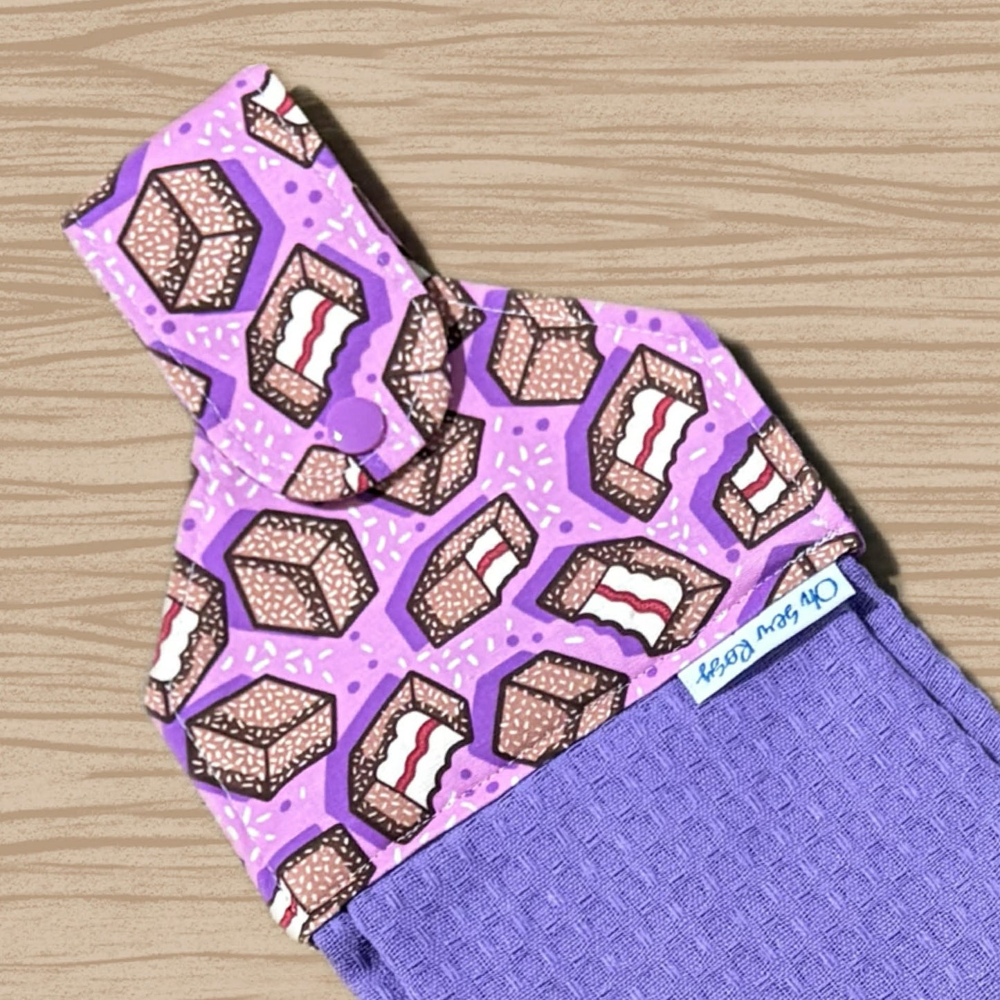 OH SEW ROSY: Hanging Towels - Lamingtons (Laura Wayne print)