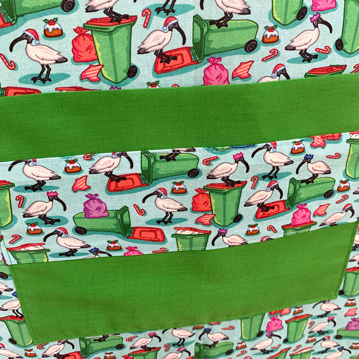 MUMMA WHOOPEE - "Bin Chicken (Ibis) & Green" Christmas Apron
