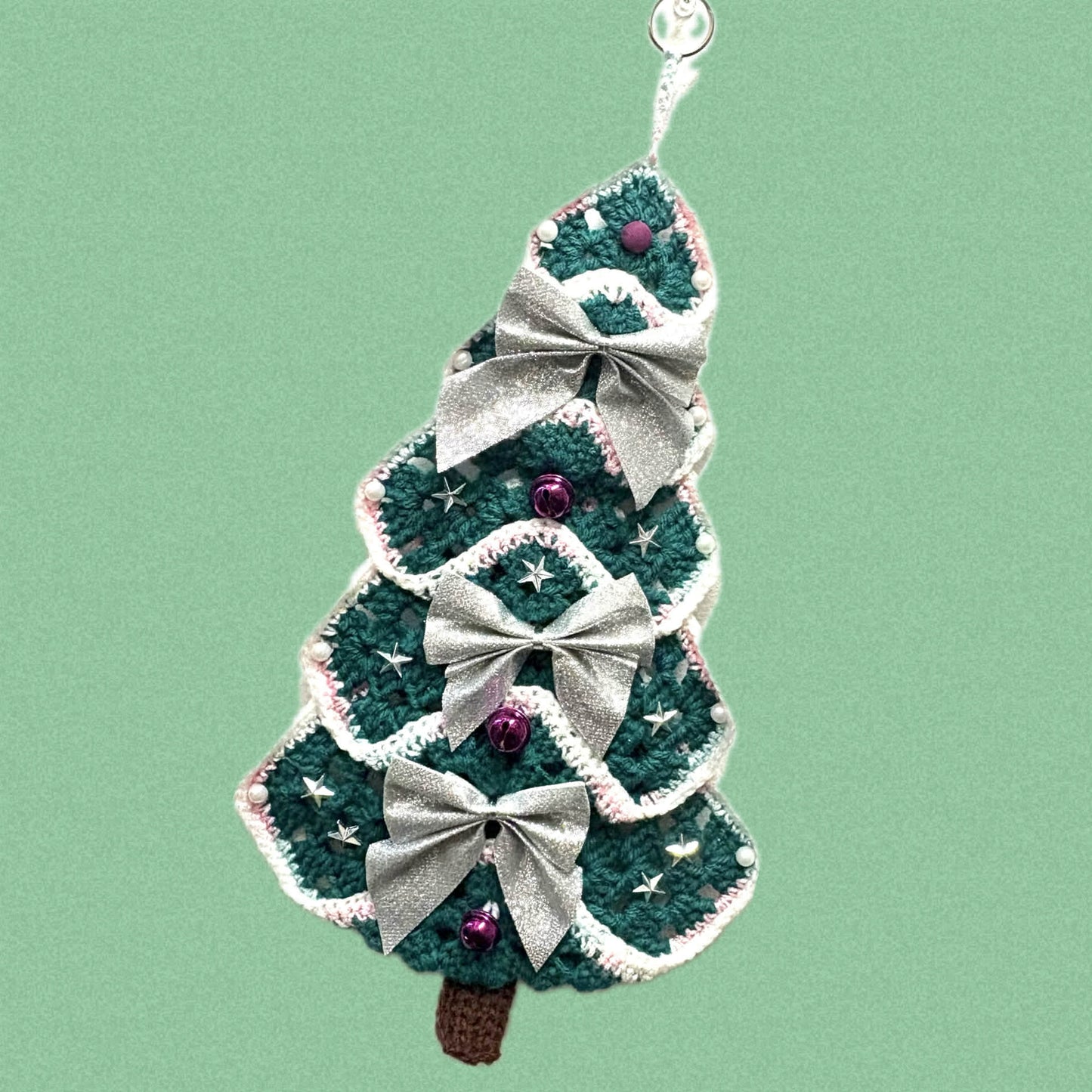 BEAKNITS- "OH CHRISTMAS TREE"- CROCHETED WALL HANGING 4