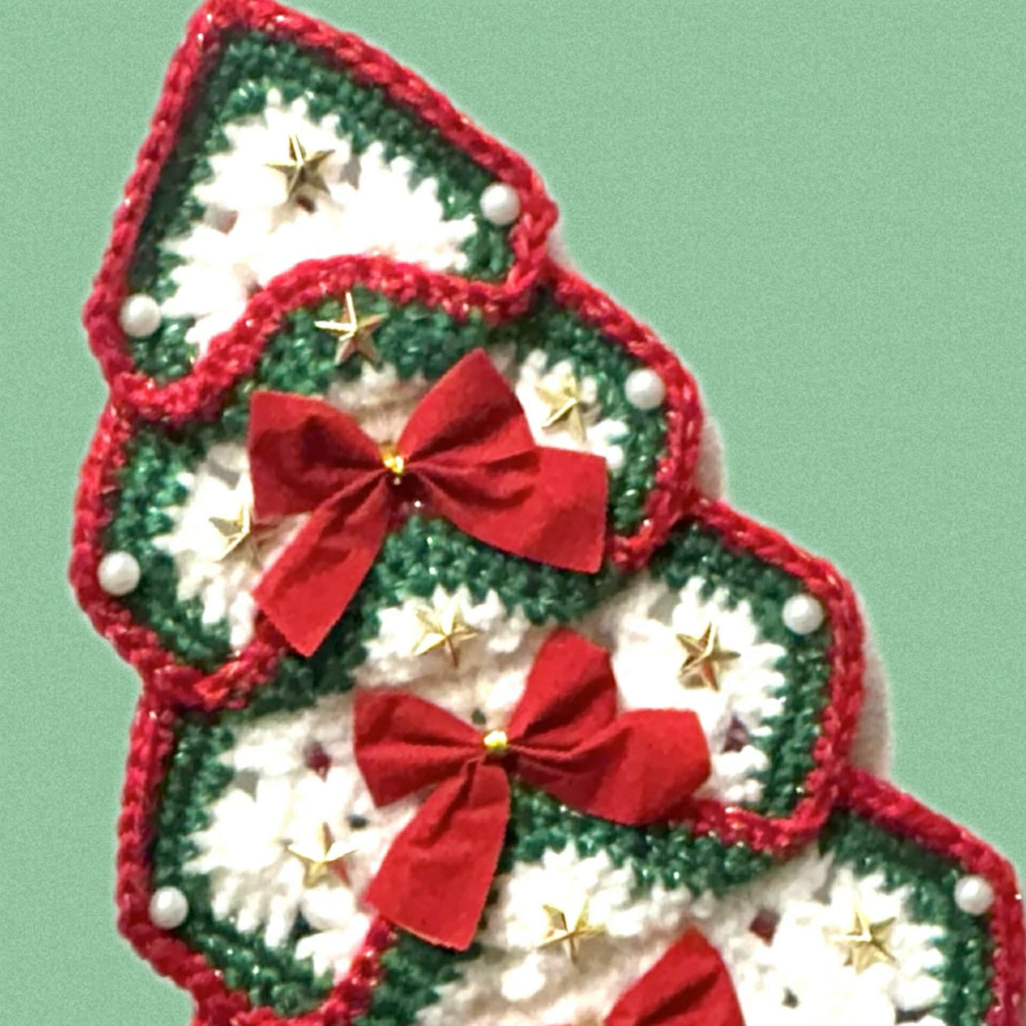 BEAKNITS- "OH CHRISTMAS TREE"- CROCHETED WALL HANGING 5