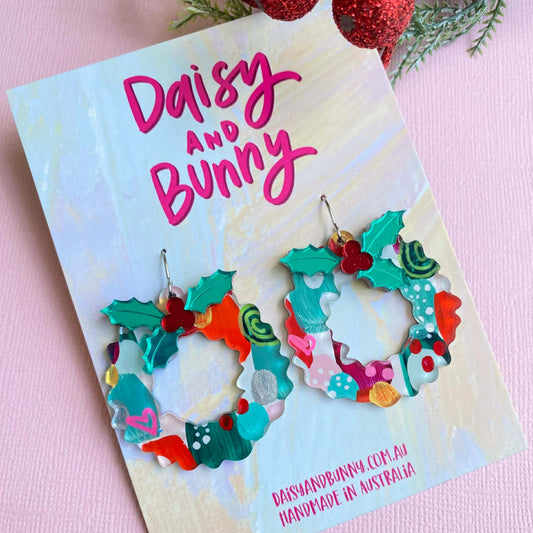 DAISY AND BUNNY - HANDPAINTED CHRISTMAS WREATHS
