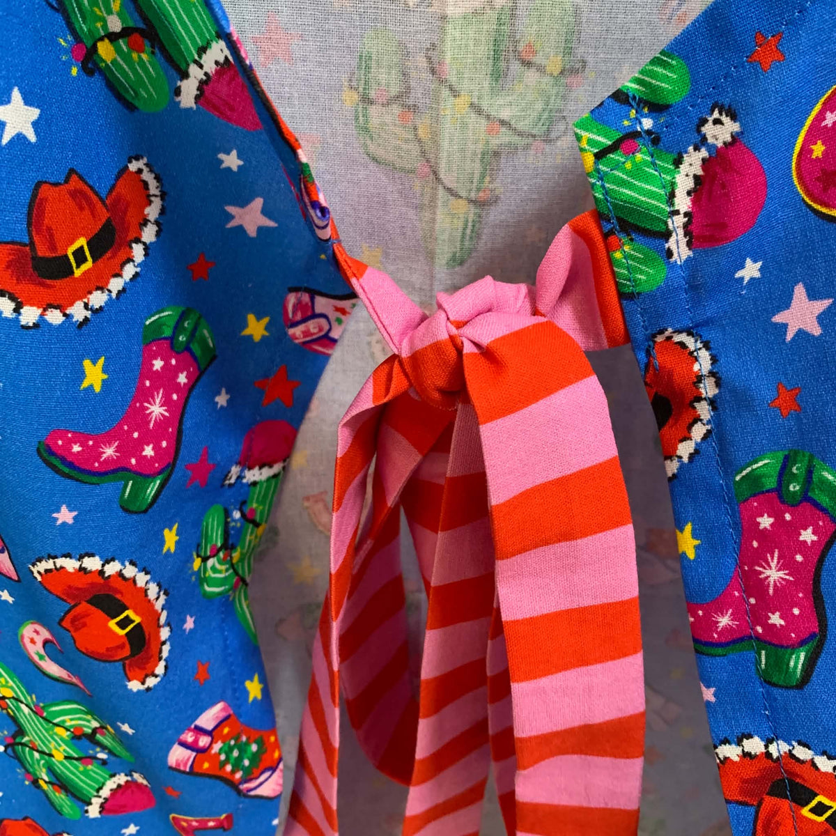 MUMMA WHOOPEE - "Bootscootin' Christmas" Christmas Apron