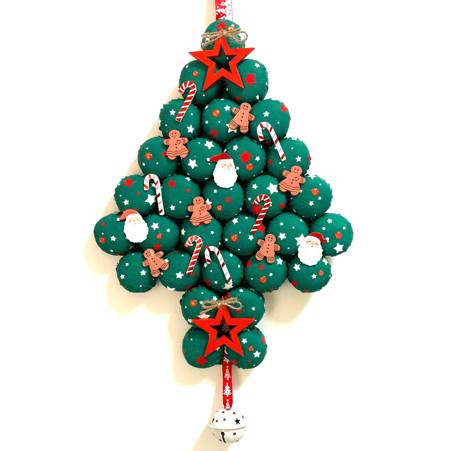 MUMMA WHOOPEE- "GREEN STAR"- LARGE BOTTLE TOP CHRISTMAS TREE WALL HANGING