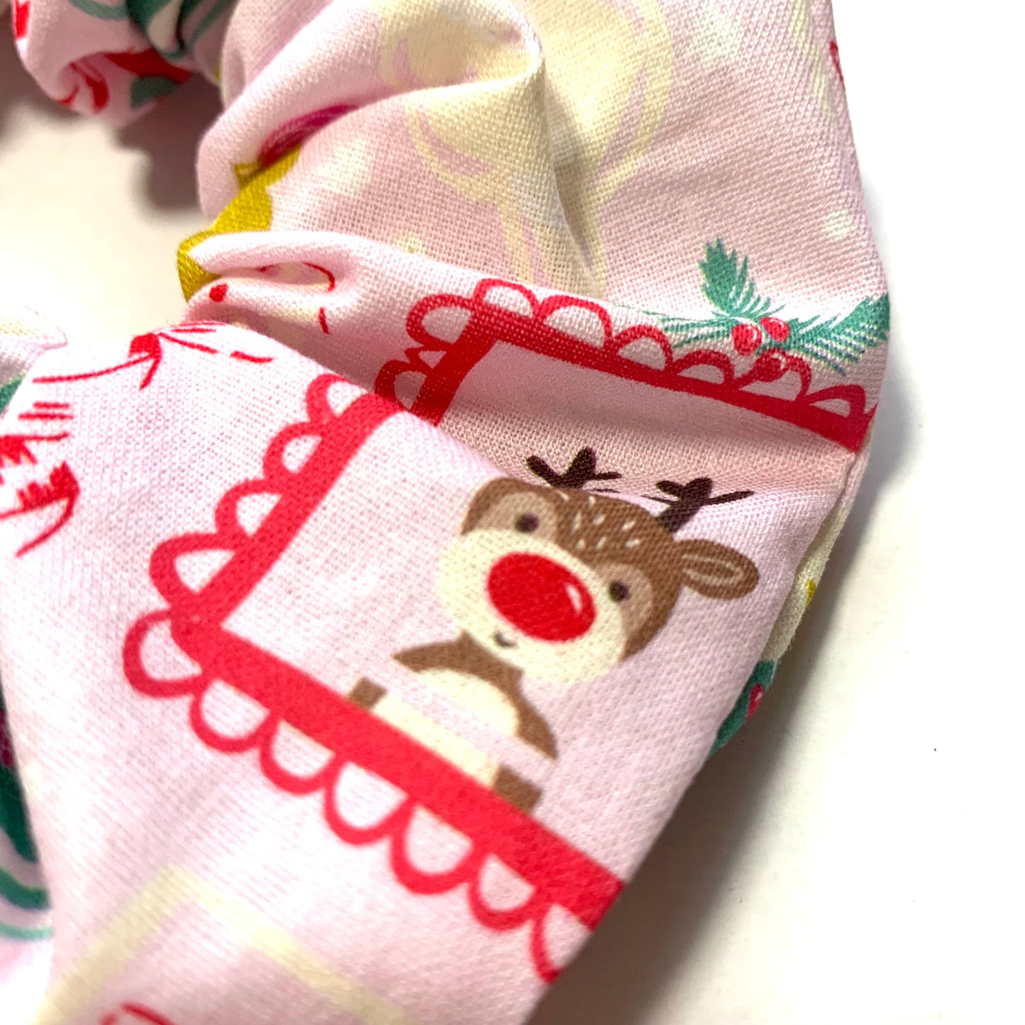 MUMMA WHOOPEE - Jumbo "Christmas Cameo" Scrunchies