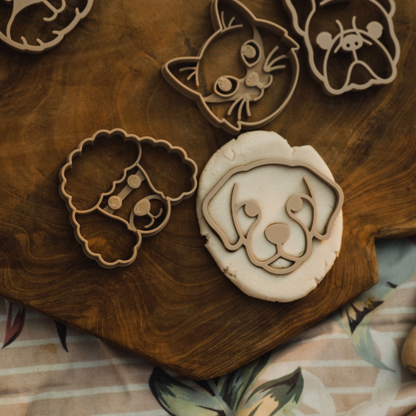 KINFOLK PANTRY- Pet Friends Faces Cutter Set - Eco Playdough/Cookie Tools