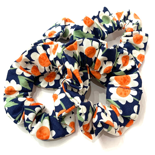 MAKIN' WHOOPEE - "Navy Daisies" REGULAR SCRUNCHIES