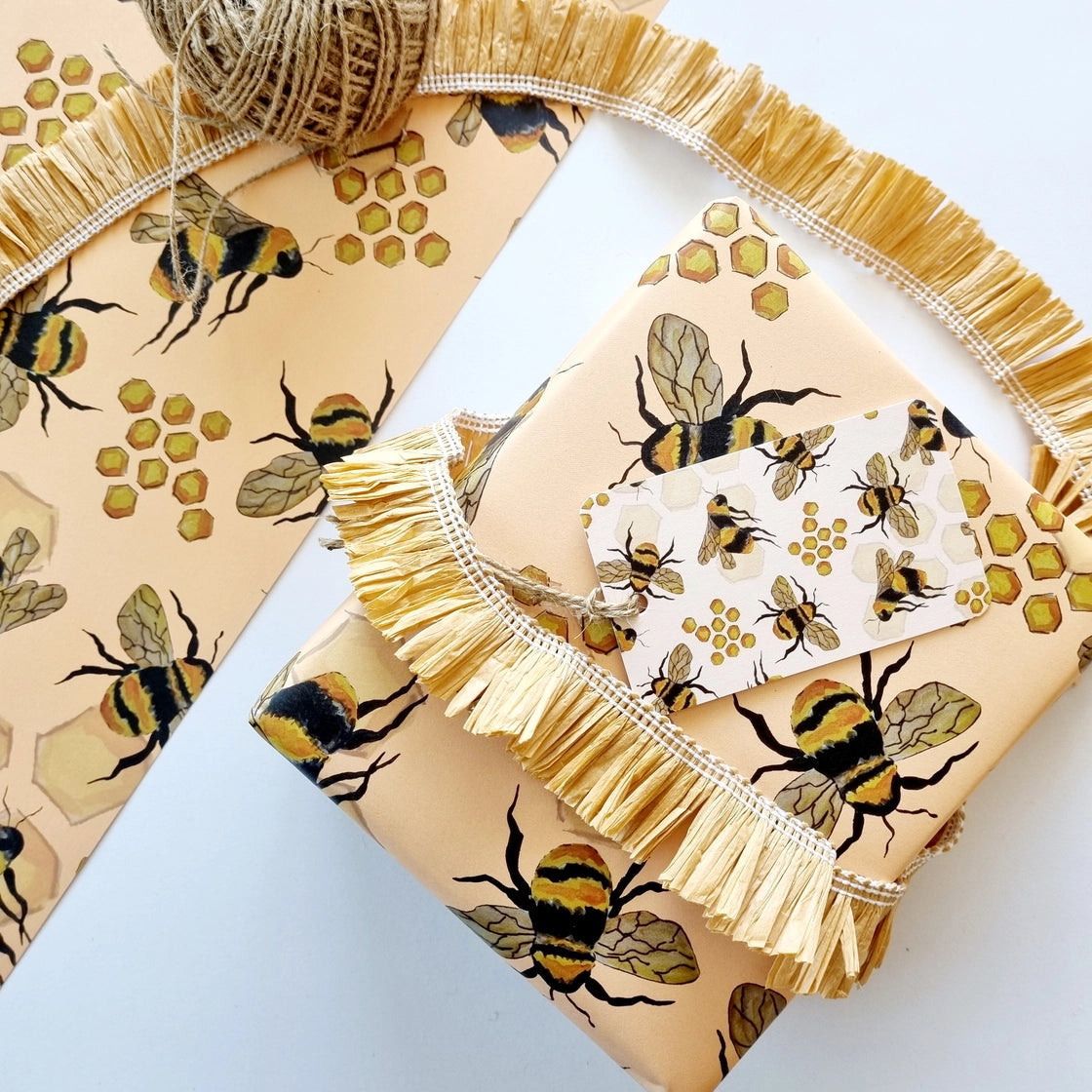 BOSA ART CO - "HONEYBEE"- Wrapping Paper